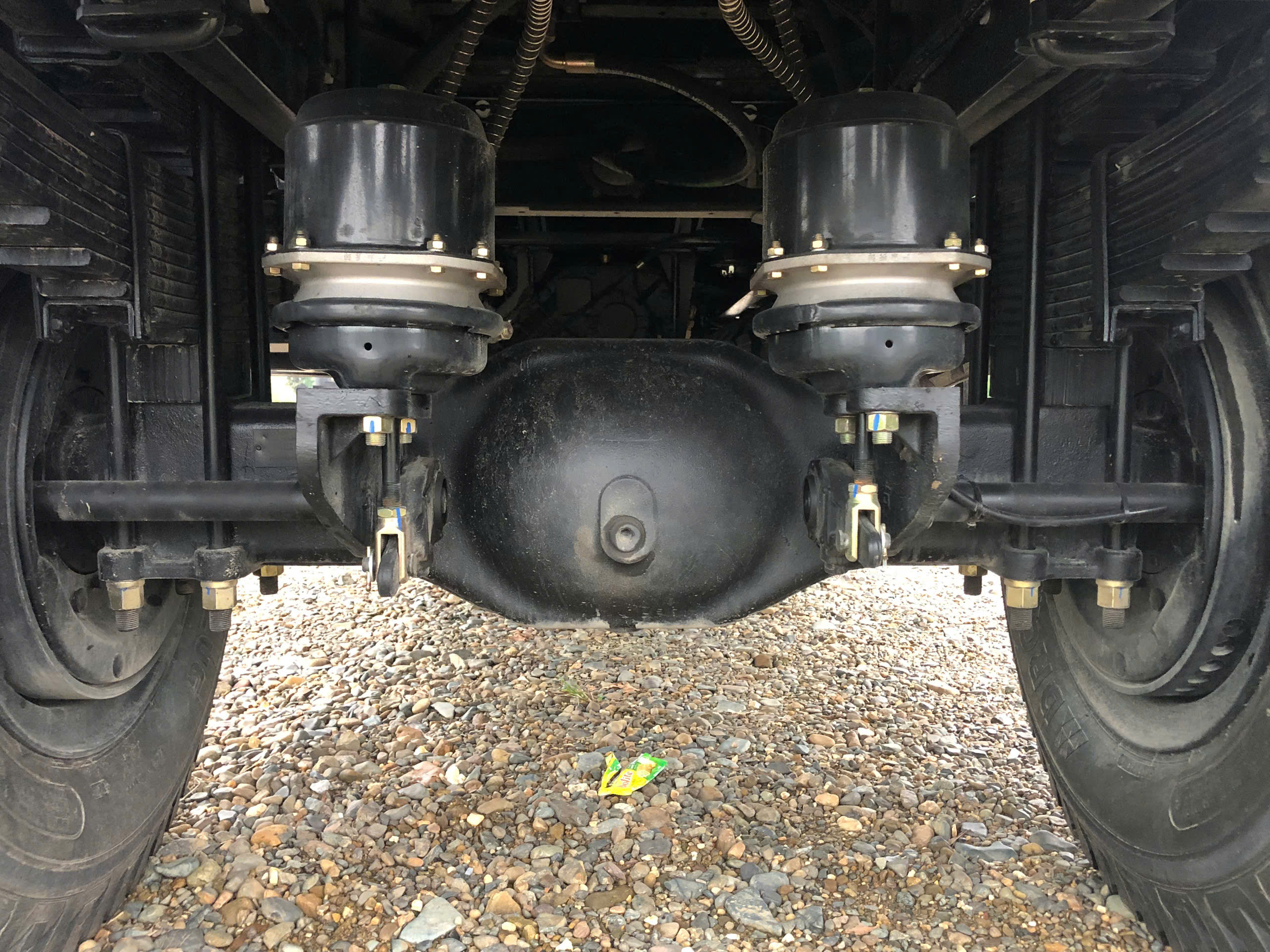 cau-sau-ben-825-tan-2-cau