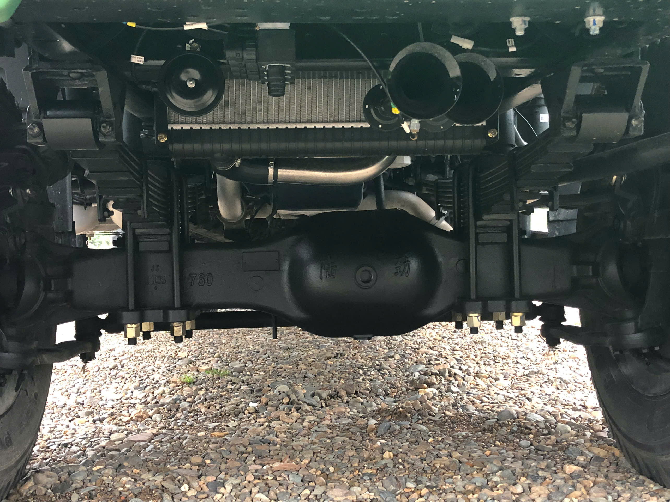 cau-truoc-xe-ben-825-tan-2-cau