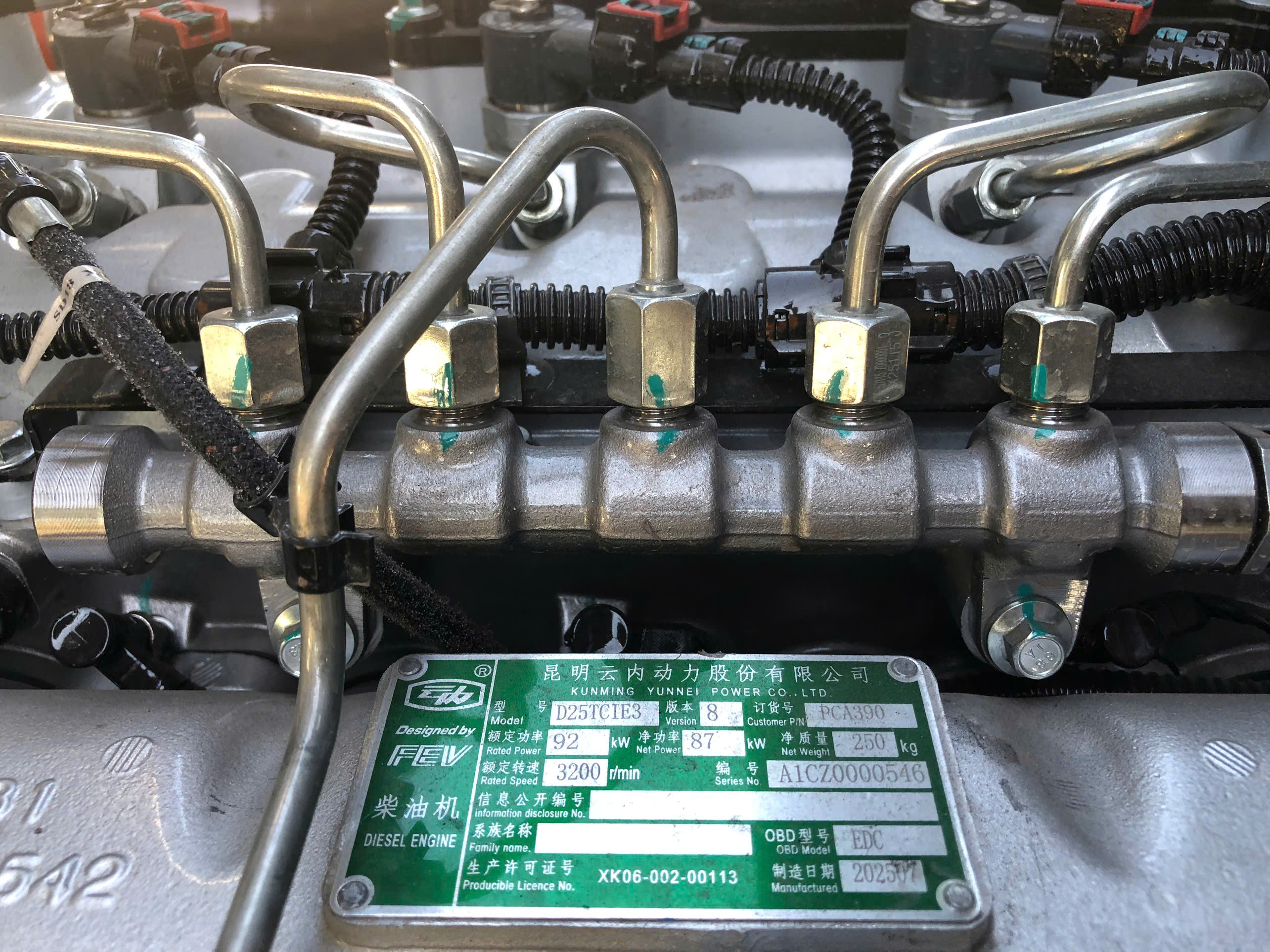 dong-co-xe-ben-6-tan